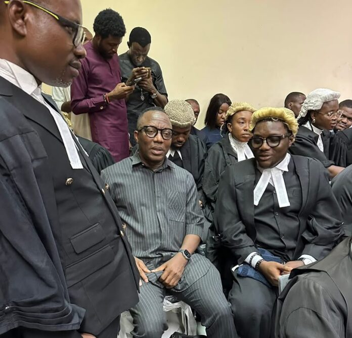 Alleged Cybercrime: Sowore To Remain In Kuje Prison, Court Fixes Date For Ruling On Bench Warrant