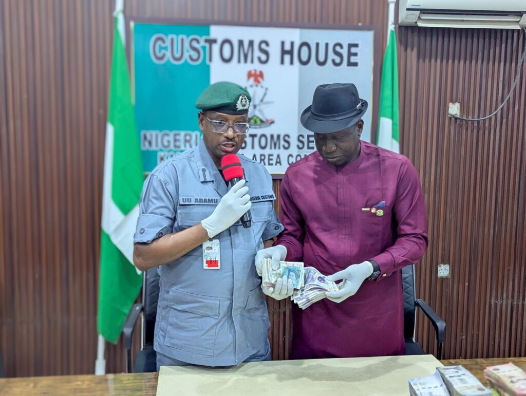 EFCC Commences Investigation of Suspect as $73,000, £15,957 and 827,800 SAR Are Intercepted at Kano Airport
